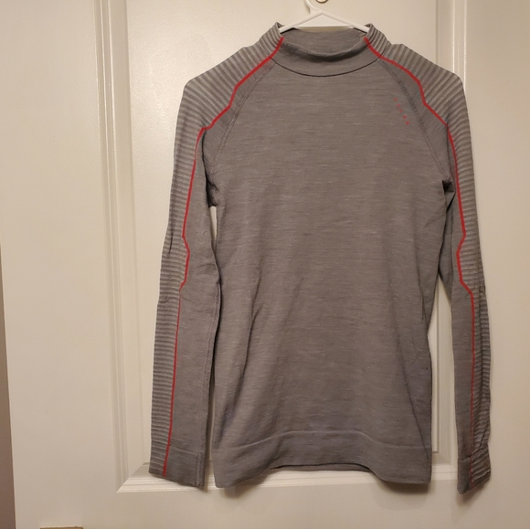 Falke Long Sleeve Grey Wool Base Layer - Picture 3 of 14